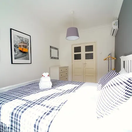Avenidas Cozy Daire Lisboa